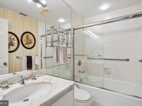 5600 Wisconsin Avenue PH18A, Chevy Chase MD 20815