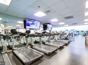 5600 Wisconsin Avenue PH18A, Chevy Chase MD 20815