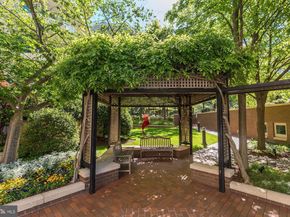 5600 Wisconsin Avenue PH18A, Chevy Chase MD 20815