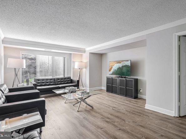 1080 Wisconsin Avenue NW 101, Washington DC 20007