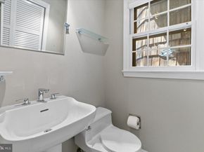 6515 Old Chesterbrook Road, Mclean VA 22101