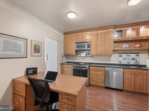 4100 Cathedral Avenue NW 717, Washington DC 20016