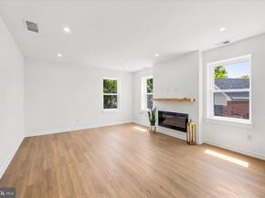 8 James Road, Broomall PA 19008