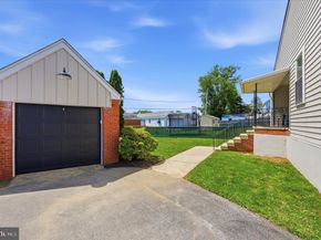 8 James Road, Broomall PA 19008