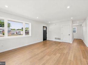 8 James Road, Broomall PA 19008
