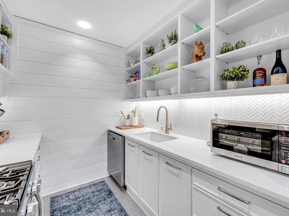 5112 Macarthur Boulevard NW 2, Washington DC 20016