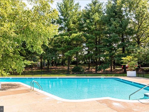 3100 S Manchester Street 541, Falls Church VA 22044