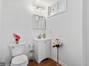 1202 Mount Vernon Street, Philadelphia PA 19123
