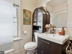 3817 Hamilton Street, Philadelphia PA 19104