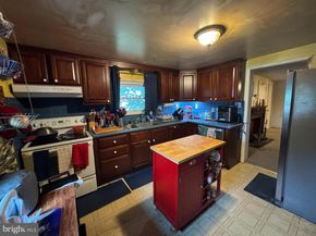 1414 E 13TH Street, Crum Lynne PA 19022