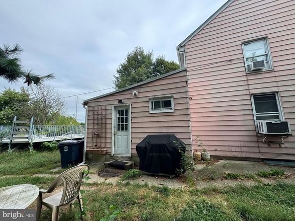 1414 E 13TH Street, Crum Lynne PA 19022