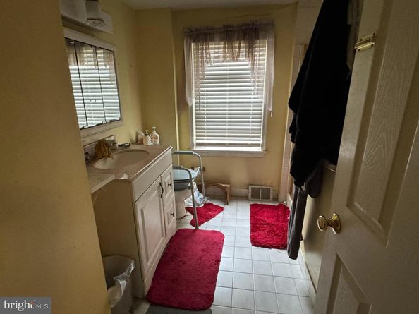 1414 E 13TH Street, Crum Lynne PA 19022