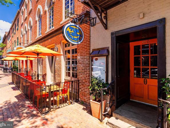 708 Day Lane, Alexandria VA 22314