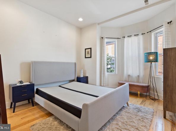 1937 S 20TH Street, Philadelphia PA 19145