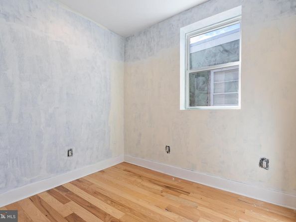1937 S 20TH Street, Philadelphia PA 19145