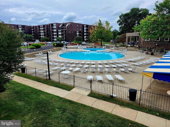 5026 N Convent Lane J, Philadelphia PA 19114