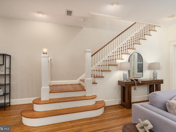 1828 T Street NW, Washington DC 20009