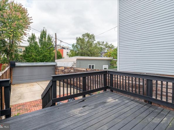 323 T Street NW, Washington DC 20001