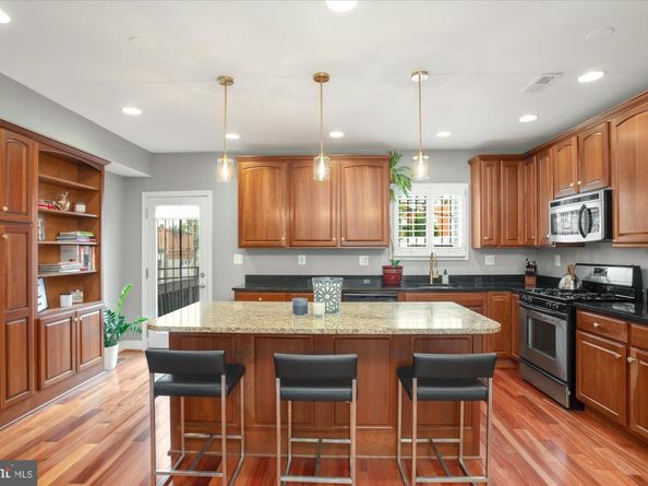 323 T Street NW, Washington DC 20001