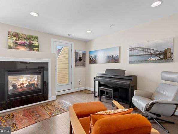 608 E Alexandria Avenue, Alexandria VA 22301