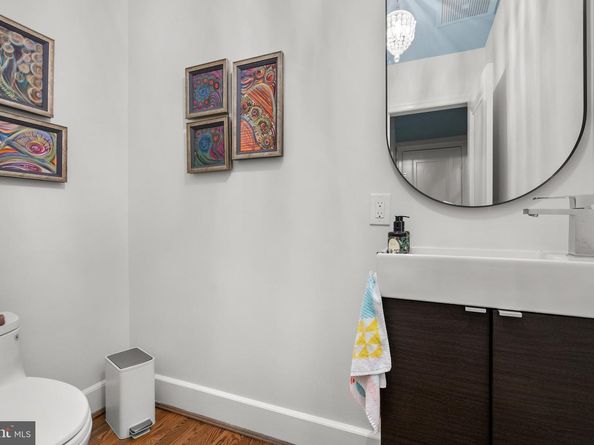 2815 39TH Street NW, Washington DC 20007