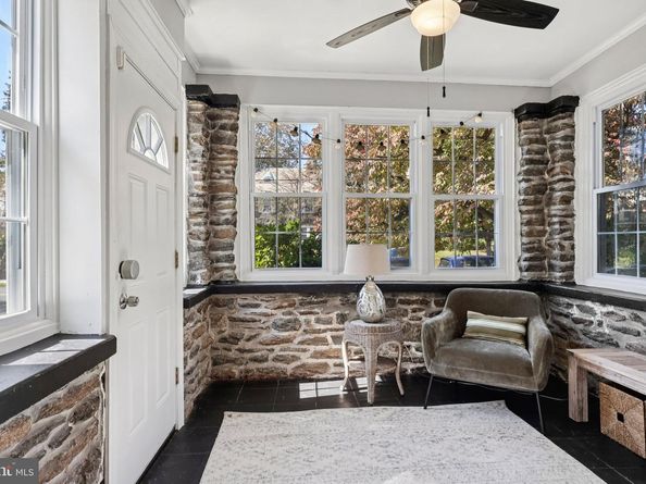 506 E Gorgas Lane, Philadelphia PA 19119