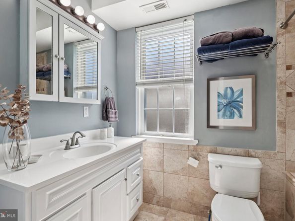 506 E Gorgas Lane, Philadelphia PA 19119