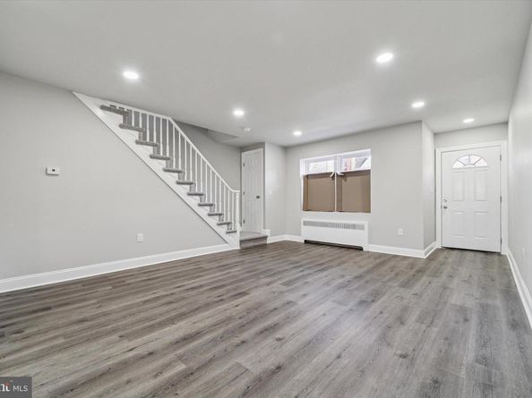 6858 Clover Lane, Upper Darby PA 19082