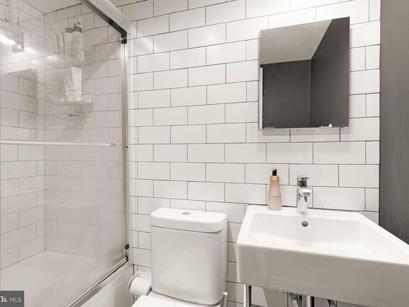 1801 Clydesdale Place NW 222, Washington DC 20009