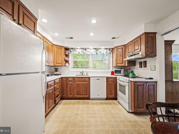 311 Timber Jump Lane, Media PA 19063