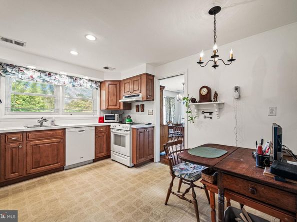311 Timber Jump Lane, Media PA 19063