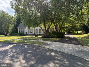 10 Shalimar Lane, Maple Glen PA 19002