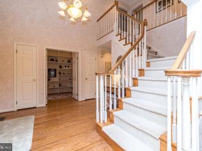 10 Shalimar Lane, Maple Glen PA 19002