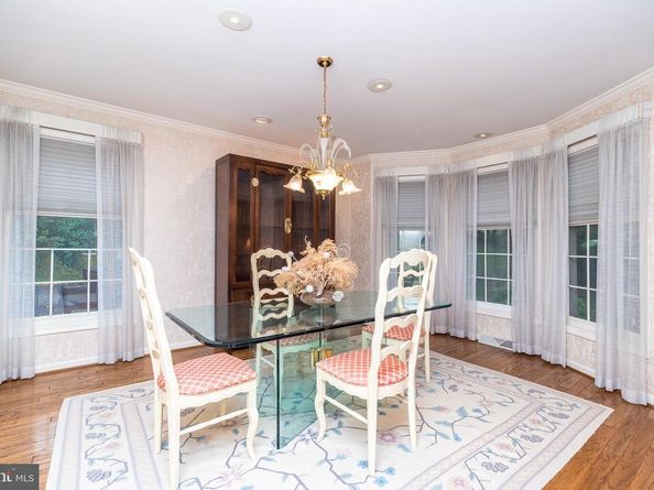 10 Shalimar Lane, Maple Glen PA 19002