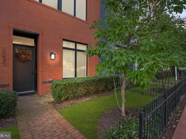 1325 D Street SE, Washington DC 20003