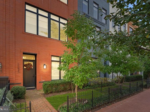 1325 D Street SE, Washington DC 20003