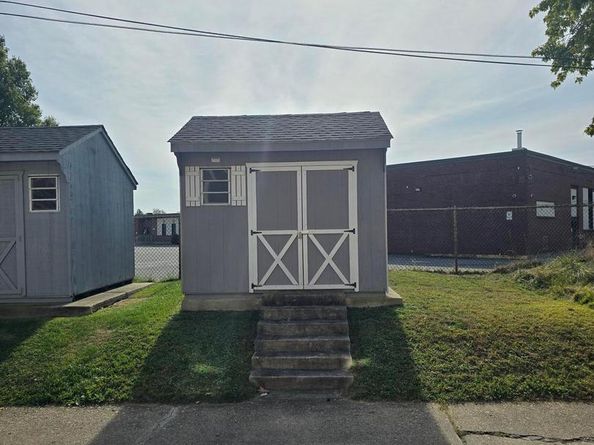 808 Rively Avenue, Glenolden PA 19036