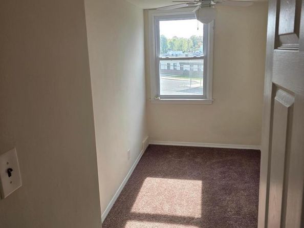 808 Rively Avenue, Glenolden PA 19036