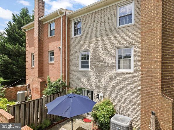 2643 Centennial Court, Alexandria VA 22311