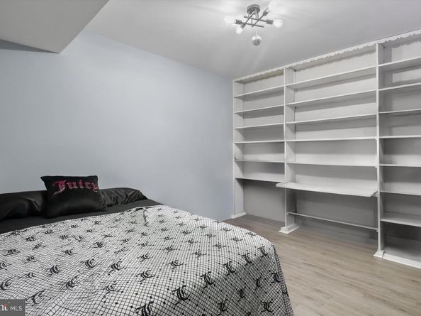 2643 Centennial Court, Alexandria VA 22311