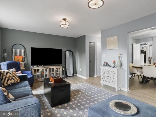 2643 Centennial Court, Alexandria VA 22311