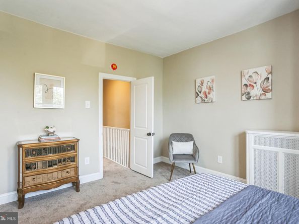 4815 N 7TH Street, Philadelphia PA 19120