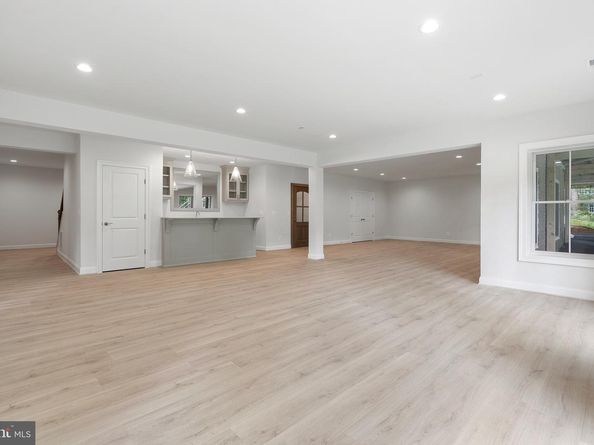 1805 Mcguire Court, Vienna VA 22182