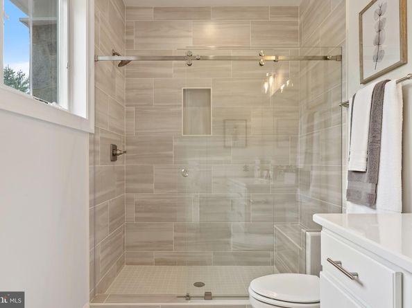 1805 Mcguire Court, Vienna VA 22182