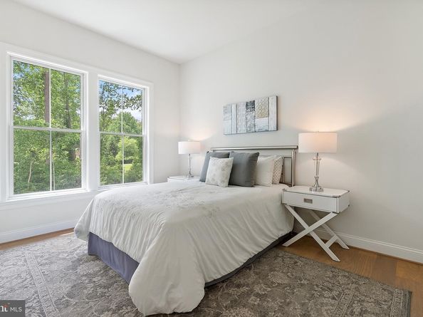 1805 Mcguire Court, Vienna VA 22182