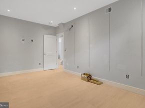 7435 Nigh Road, Falls Church VA 22043