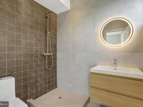 7435 Nigh Road, Falls Church VA 22043