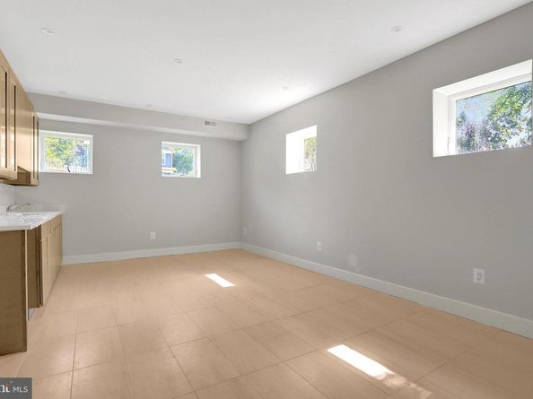 7435 Nigh Road, Falls Church VA 22043