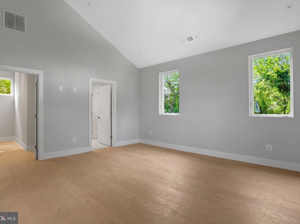 7435 Nigh Road, Falls Church VA 22043