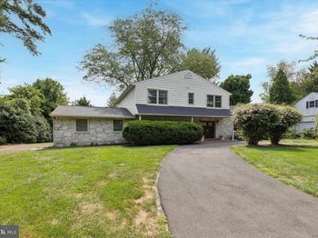 806 Hilton Lane